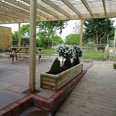 Garway Moon Inn מראה חיצוני תמונה