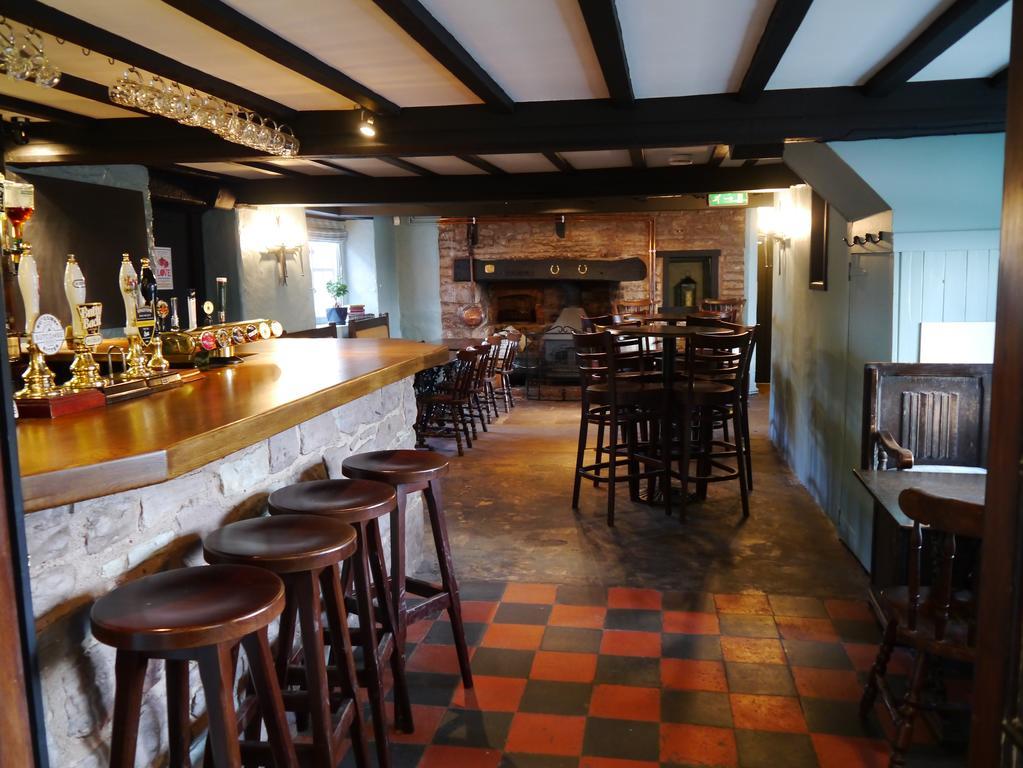 Garway Moon Inn מראה חיצוני תמונה